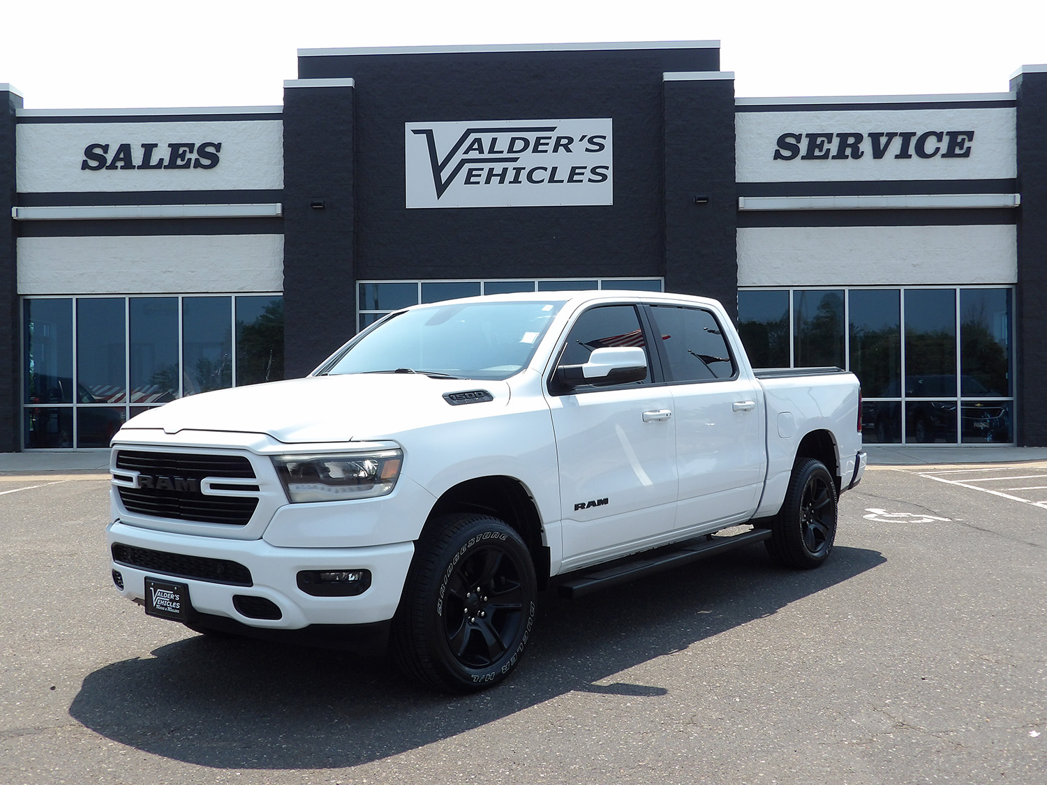 Used 2020 RAM Ram 1500 Sport with VIN 1C6SRFLT6LN319022 for sale in Hinckley, Minnesota