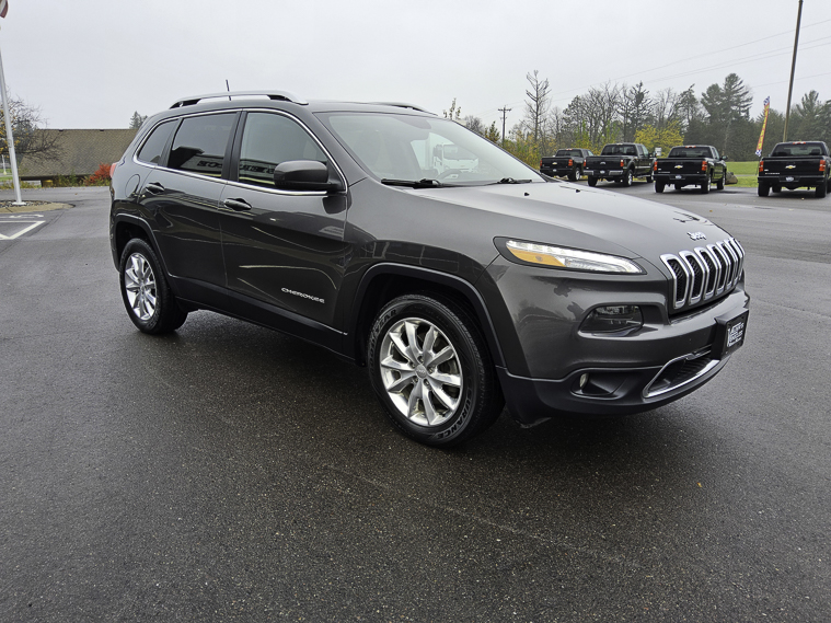 2017 Jeep CHEROKEE SUV