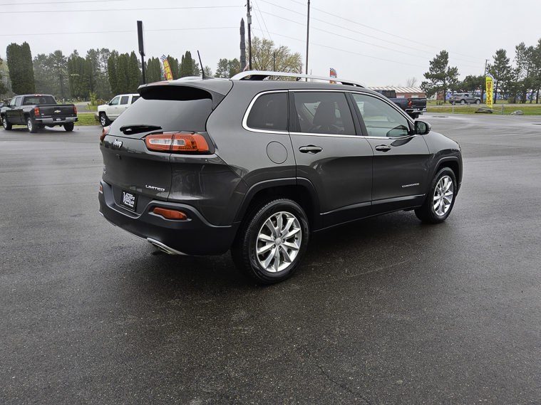 2017 Jeep CHEROKEE SUV